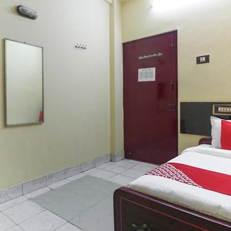 Oyo 45895 Hotel Blue Nile Ченай Екстериор снимка