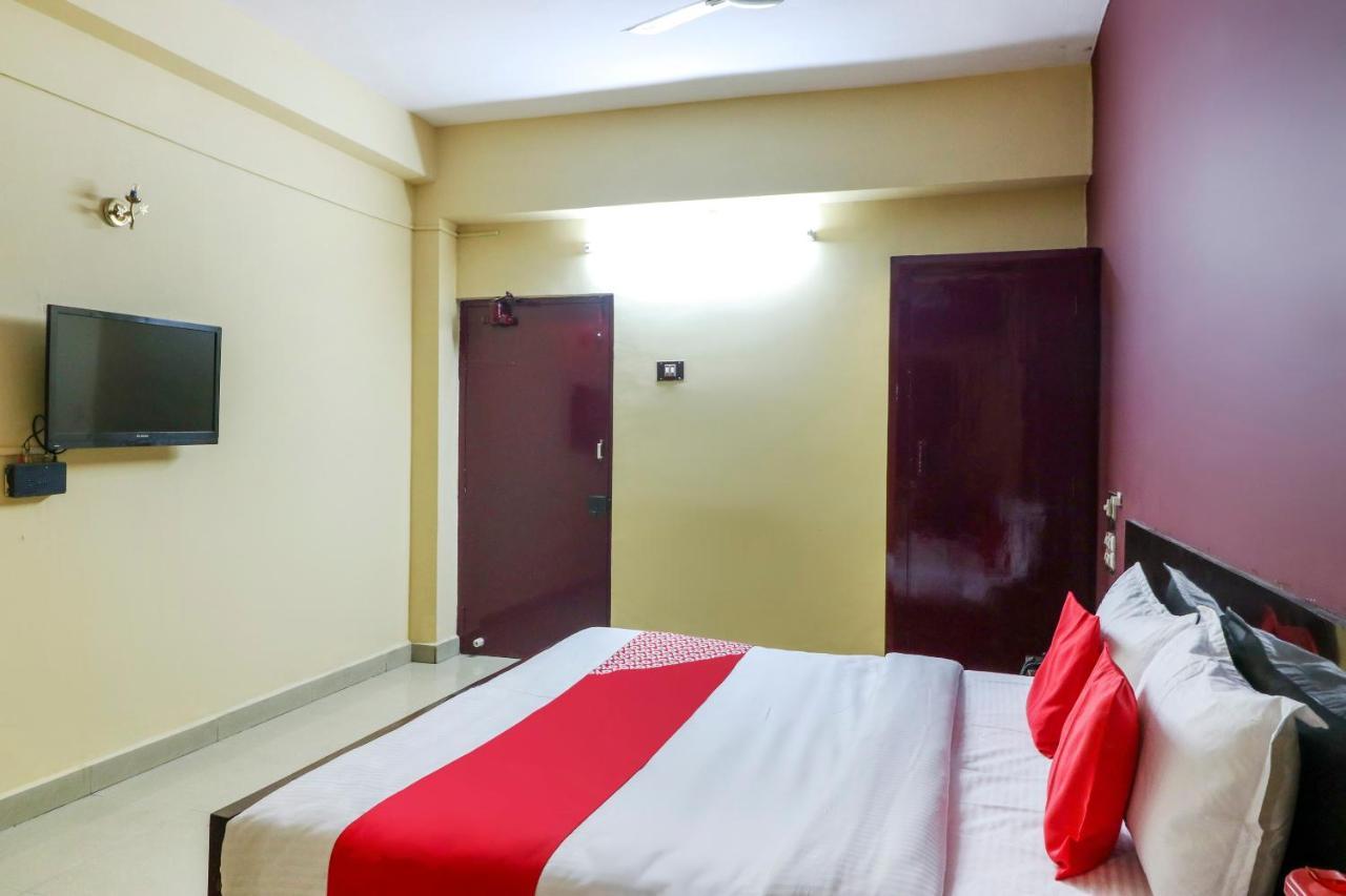 Oyo 45895 Hotel Blue Nile Ченай Екстериор снимка